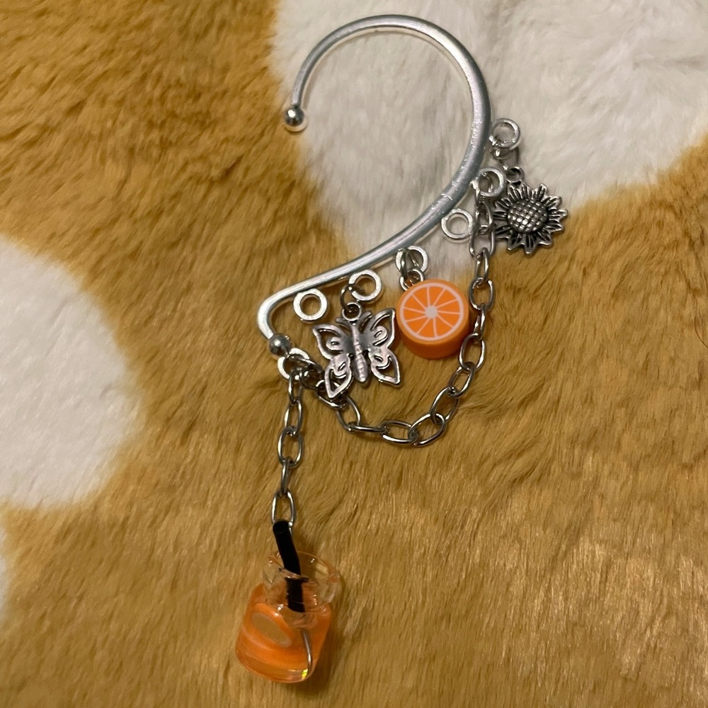 🍊Orange Juice Ear Cuff🍊